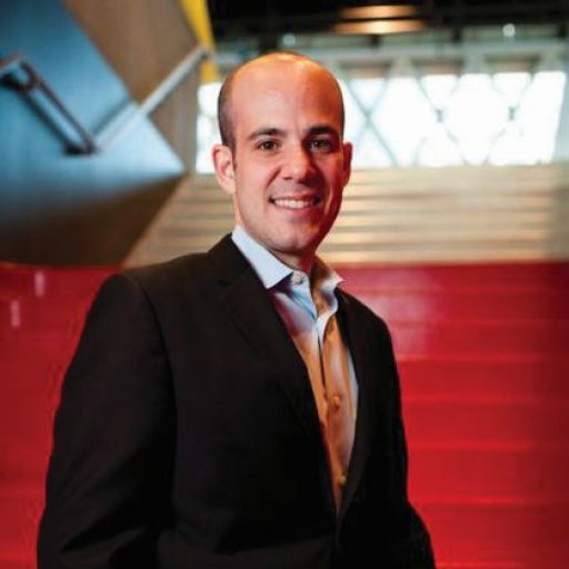 TECH VIDEO PRESENTER, HOST & LIVESTREAMING EMCEE: AI, GADGETS, IT, ETC. – futuristsspeakers.com