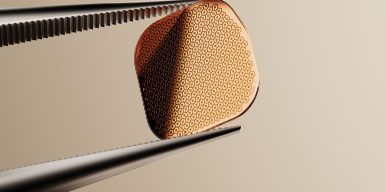 This implant can restore sight for patients with macular degeneration – MIT Technology Review